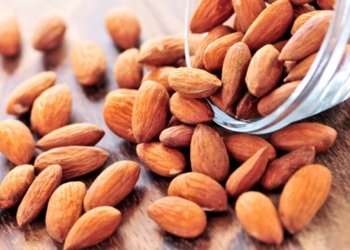 Magjia e vajit të bajames së ëmbël