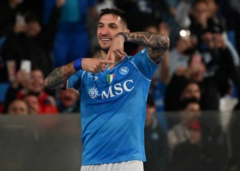 Politano vazhdon me Napolin