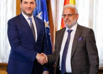 Krasniqi uron Talat Xhaferin për pozitën e kryeministrit në Maqedoninë e Veriut