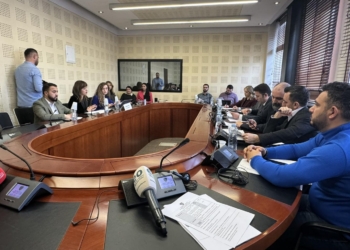 Miratohet në parim projektligji për noterinë, Haxhiu zotohet për proces transparent