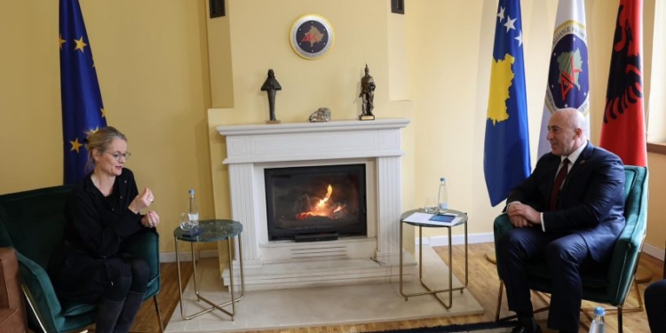 Haradinaj në takim me Cramon: E domosdoshme heqja e sanksioneve nga BE-ja