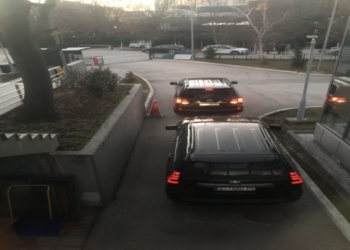 Opozita shqiptare në Maqedoninë e Veriut takohet me Kurtin e Konjufcën