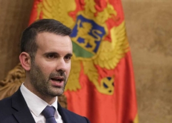 ​Kryeministri i Malit të Zi për rrahjen e rinjve shqiptarë: Po punohet për arrestimin e sulmuesve