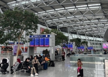 Stafi i sigurisë në aeroportet gjermane në grevë të enjten