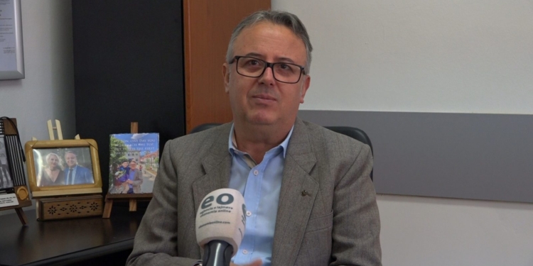 Hashani: Një mjek trajton mbi 100 pacientë me grip sezonal brenda ditës