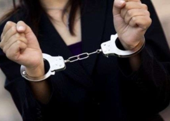 Arrestohen nënë e bijë në Pejë, rrahën burrin e vëllain