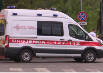 U tremb nga tërmeti, 18-vjeçari në Lushnjë humb jetën pasi u rrëzua nga shkallët