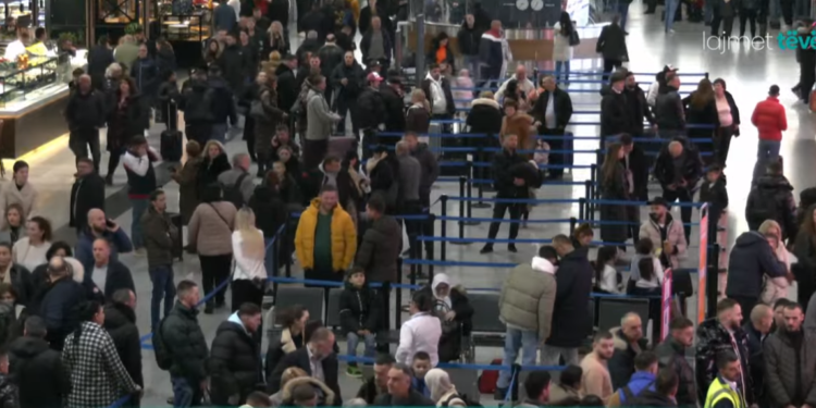 Hiqen vizat për udhëtime në zonën Schengen