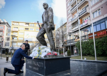 Haradinaj kujton heronjtë Pajaziti, Hoxha e Zejnullahu