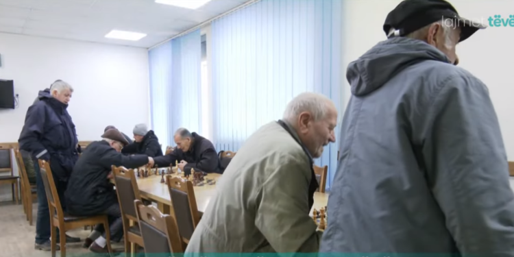 Pensionistët kërkojnë pensione më të larta