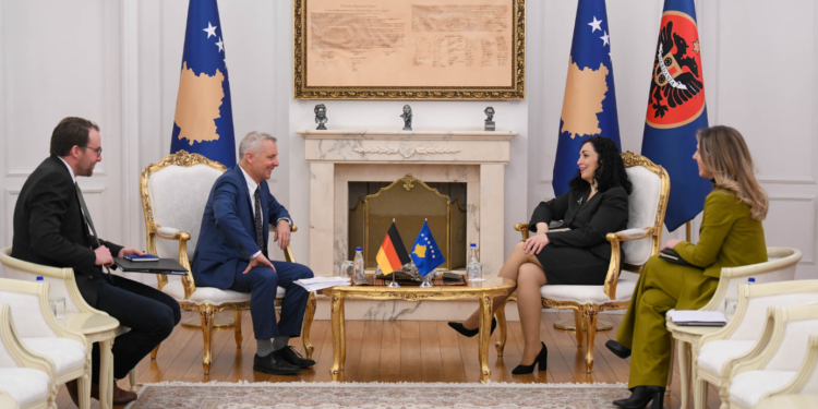 Osmani takon ambasadorin gjerman, i kërkon mbështetje për anëtarësim në KE