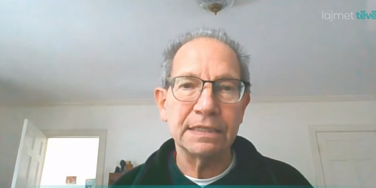 Kupchan: SHBA-ja ka forcë t’i bindë të dyja palët për marrëveshjen finale