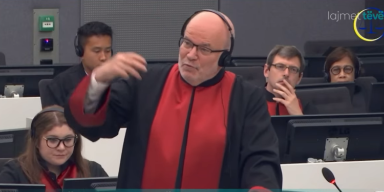 Tërhiqen avokatët e ish presidentit Thaçi nga rasti në Hagë