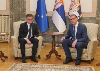 Lajçak thotë se me Vuçiqin bën një bilanc mbi situatën aktuale në dialog