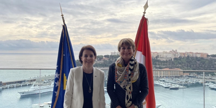 Gërvalla takon homologen e saj nga Monako, e njofton për situatën e sigurisë pas Banjskës