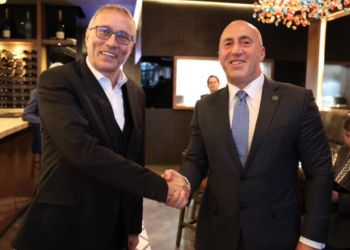 Haradinaj në takim me ministrin çek kërkon heqjen e masave ndaj Kosovës