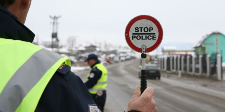 Vizita e Pendarovskit, Policia njofton për mbyllje të disa segmenteve rrugore