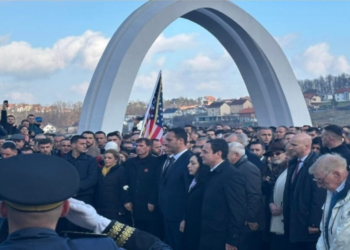 Osmani, Konjufca e Kurti të hënën bëjnë homazhe në Reçak