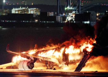 Pesë të vdekur pas përplasjes së dy avionëve në Tokio
