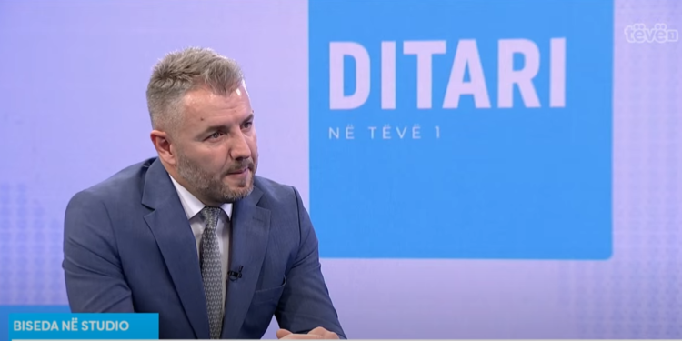 Isaku thotë se njohja e pasaportave nga Spanja erdhi si rezultat i lobimit të Qeverisë