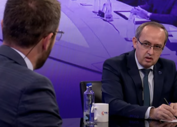 Hoti për Maqedoncin: S’është me këmbë në tokë