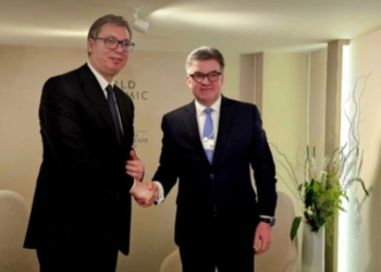 Lajçak pas takimit me Vuçiq: Diskutuam për dialogun dhe çështjet aktuale