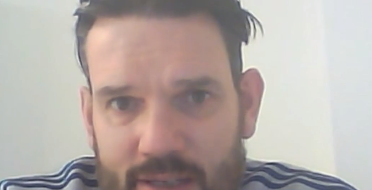 Rrëfimi i snajperistit britanik që shërbeu në Kosovë: Pashë gra të zhveshura të mbuluara me gjak