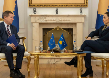 Osmani dhe Szunyog diskutuan për zhvillimet politike dhe ato të sigurisë