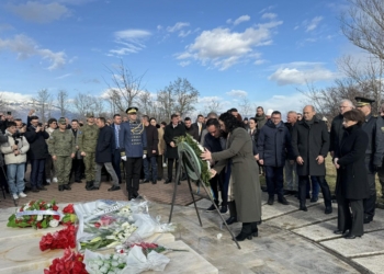 Përkujtohen Jusuf e Bardhosh Gërvalla – Krerët e shtetit i quajtën këto vrasje si goditje të popullit shqiptar