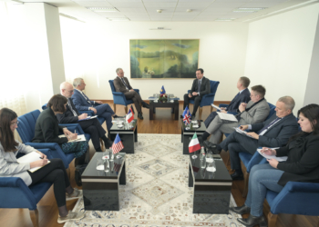 Kurti – QUINT-it: Euroja e vetmja valutë në Kosovë, të respektohet Kushtetuta