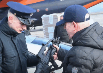 Pajisja me armë të gjata e policëve patrullues, konsiderohet se ndikon në uljen e rasteve kriminale