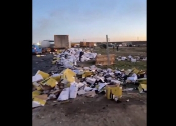 ​Fermerët francezë vazhdojnë të bllokojnë rrugët drejt Parisit