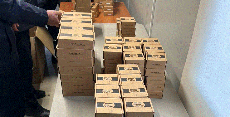 Sekuestrohet mall i padeklaruar brenda një autobusi në Merdarë