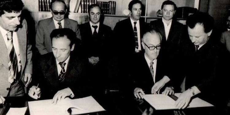 Kurti ngushëllon familjen e akademikut Feriz Krasniqi