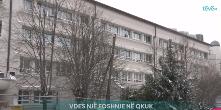 Vdes në QKUK foshnja që u braktis nga nëna në javën e 20 të shtatzënësisë