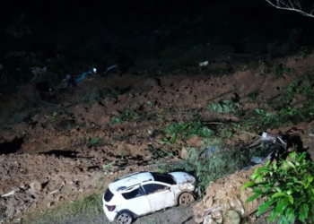 Mbi 20 të vdekur nga rrëshqitja e dheut në Kolumbi