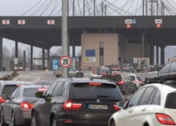 Sot, deri 5 orë pritje në Merdare për të dalë nga Kosova