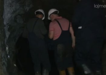 Gjendja e dy minatorëve vazhdon të jetë e rëndë