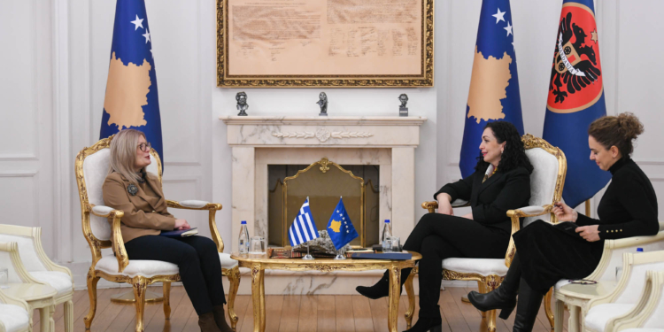 Osmani takon ambasadoren greke, flasin për dialogun Kosovë – Serbi