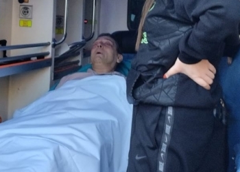 Stojanoviq: Sanduloviq u rrah sepse vendosi lule te varret e Jasharëve