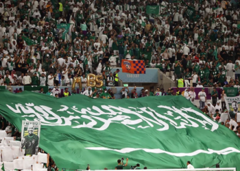 Tifozët arabë kanë humbur arsyen, vazhdojnë t’i fyejnë legjendat e futbollit – ndodhi edhe mbrëmë