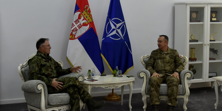 Ulutash diskuton për sigurinë e Kosovës me shefin e shtabit të ushtrisë serbe