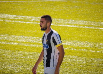 Zenunaj largohet nga Liria