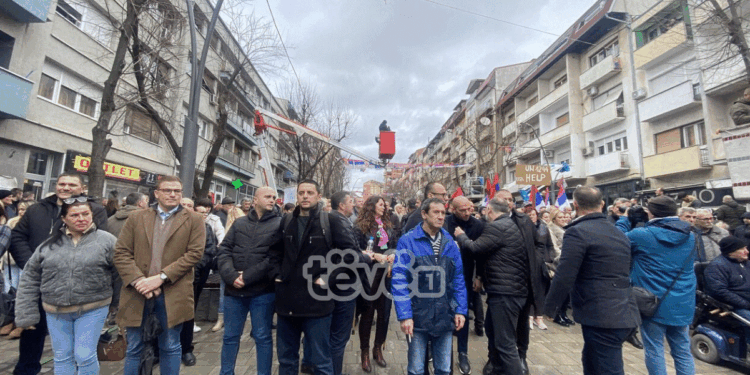 Nis protesta e qytetarëve serbë në veri