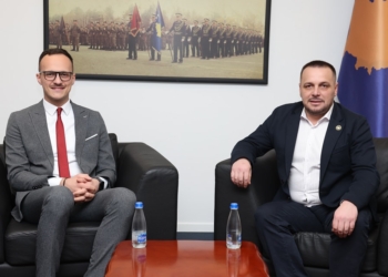 Maqedonci në takim me Hysenin, flasin për intensifikim në fushat e interesit të përgjithshëm