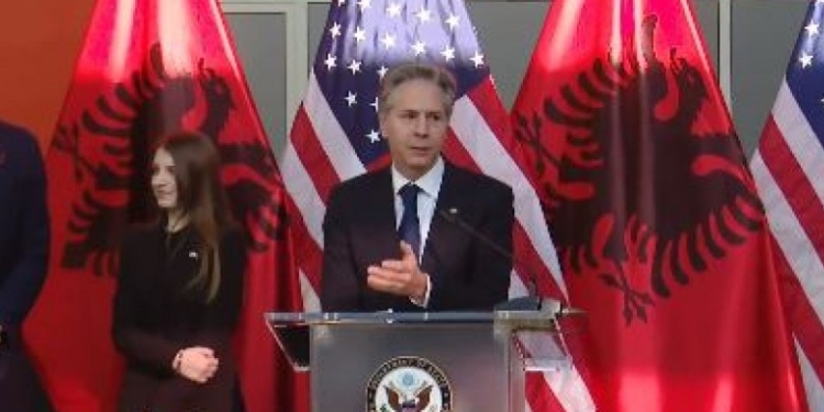 Blinken në Tiranë: Faleminderit për mikpritjen!