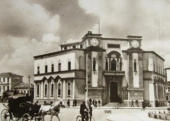 Para 99 vjetësh hyri në fuqi sistemi republikan i qeverisjes në Shqipëri