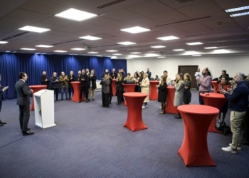 Kurti dhe Vitia takojnë specializantët nga rajoni