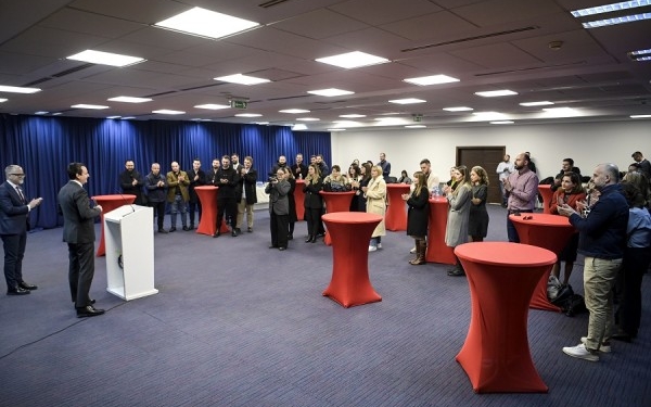 Kurti dhe Vitia takojnë specializantët nga rajoni