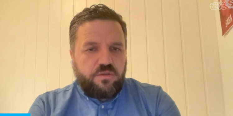 Hoxha: Ka një konflikt mes Qeverisë së Kosovës dhe asaj amerikane